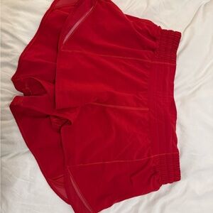 Red HR 2.5 Lululemon Hotty Hot Short